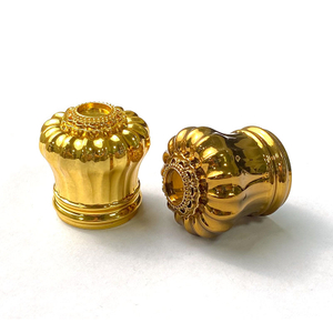 Wholesale Small Glass perfume Bottle Cap Square Green Crystal perfume Seal Bottle Cap