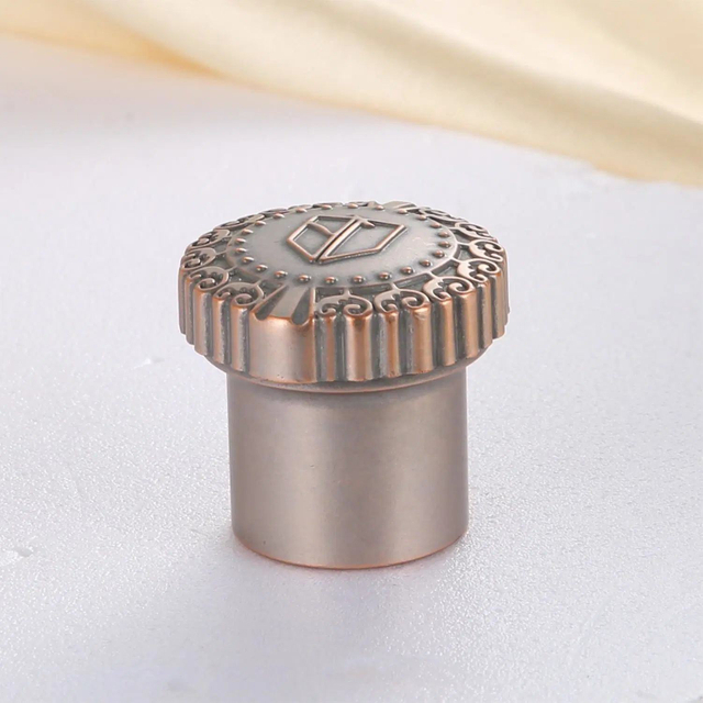 Custom Perfume Bottle Cap Zinc Alloy Die-Casting Crown Metal Cosmetics Bottle Cap Closure